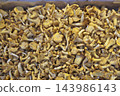 Chanterelles sold at a Paris market 143986143