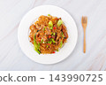 savory Stir-Fried Rice Vermicelli Noodles with Braised Pork Head Meat and Vegetables 143990725
