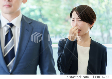 商業環境中的體味問題:氣味騷擾 商業環境中的體味問題:氣味騷擾 144016282