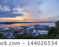 湘南江之島：日出前的天空與湘南港 144026534