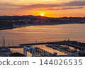 湘南江之島的日出，朝向七里濱。 144026535