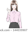 Office worker A_Blouse_OK 144039907