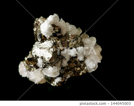 pyrite mineral isolated 144045003